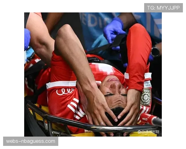 独家:拜仁慕尼黑与穆西亚拉就一份为期五年的新合约达成原则性协议。 独家:拜仁慕尼黑与穆西亚拉就一份为期五年的新合约达成原则性协议。